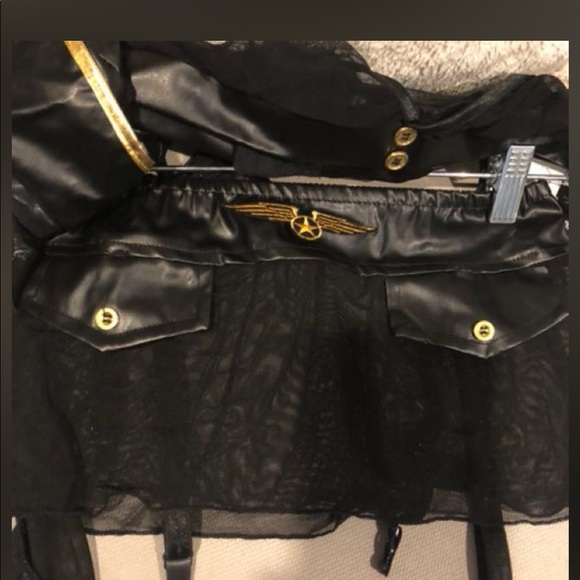 Mile high girl Costume - Picture 3 of 5